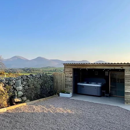 Maggie'S Croft Cottages 4 Star Tourism Ni Castlewellan Exterior photo
